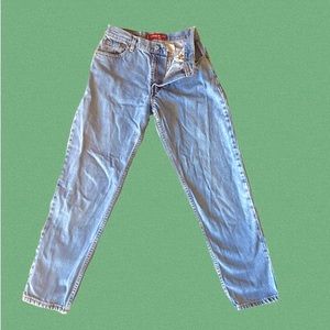 Vintage classic relaxed Levi’s 550 tapered straight leg jeans